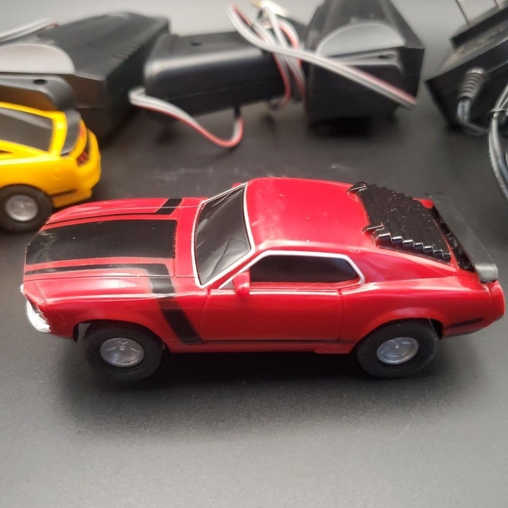 Ford Stunt Loop Electric Power Racing Set Replacement Cars, Controllers...TESTED - Picture 3 of 15